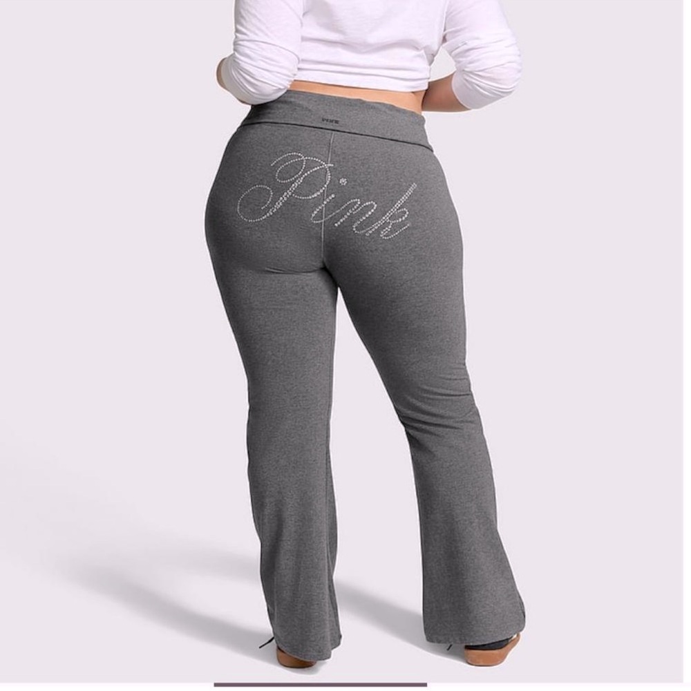 Victoria secret bedazzled flared leggings🩶🧦